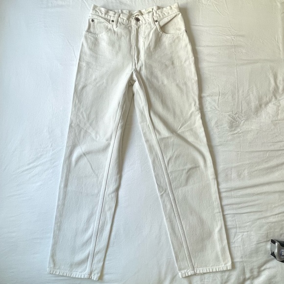 Canyon River Blues Jeans - Picture 2 of 5